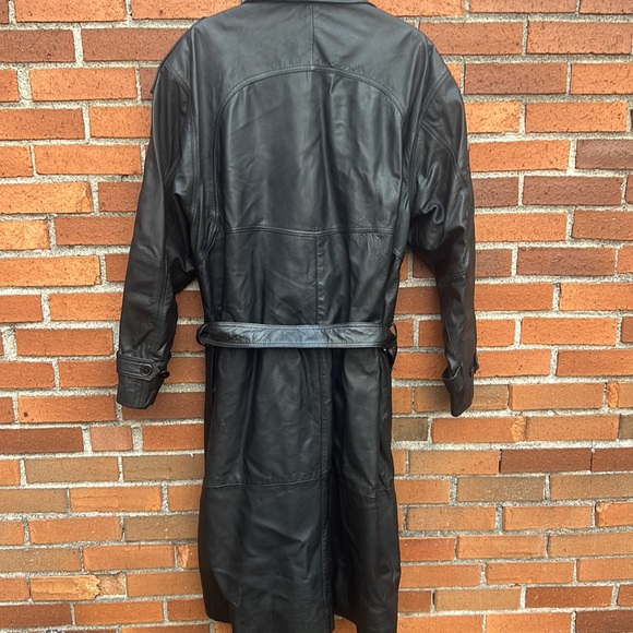Vintage Black Leather Women’s Trenchcoat XXL Burk’s Bay - Picture 3 of 17